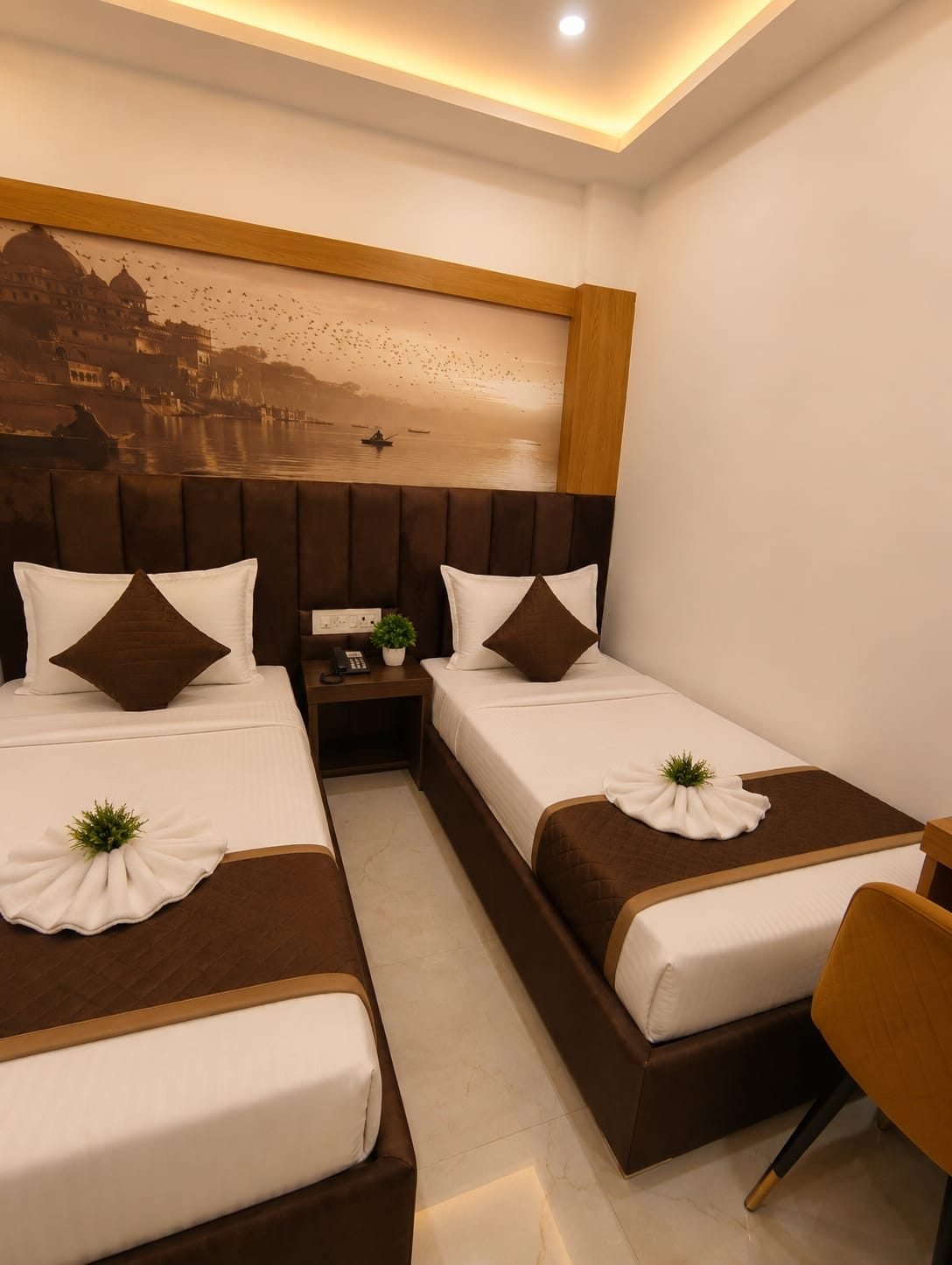 Compact twin room